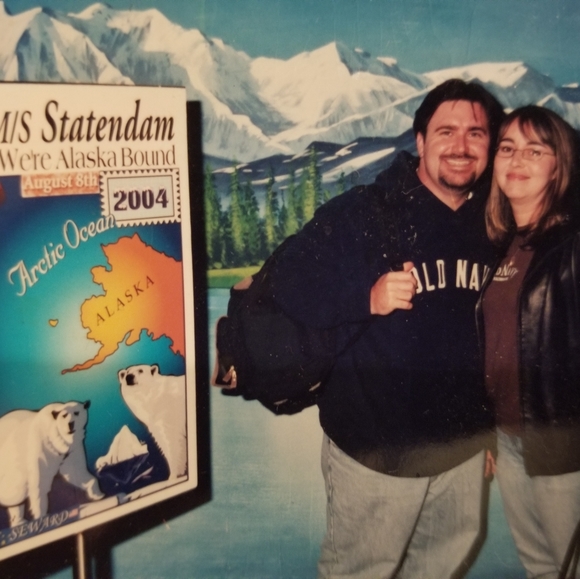 Posh Ambassador, Annette - Picture 4 of 12